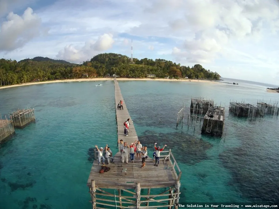 Pantai Kusik, pesona alam memukau