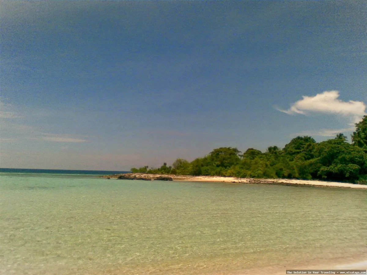 Pantai Kusik, pemandangan alam memukau