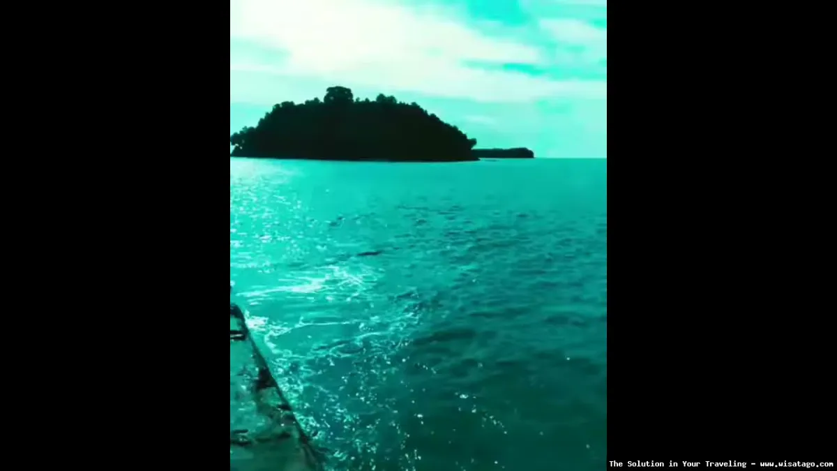 Pantai Lhok Geulumpang yang indah mempesona
