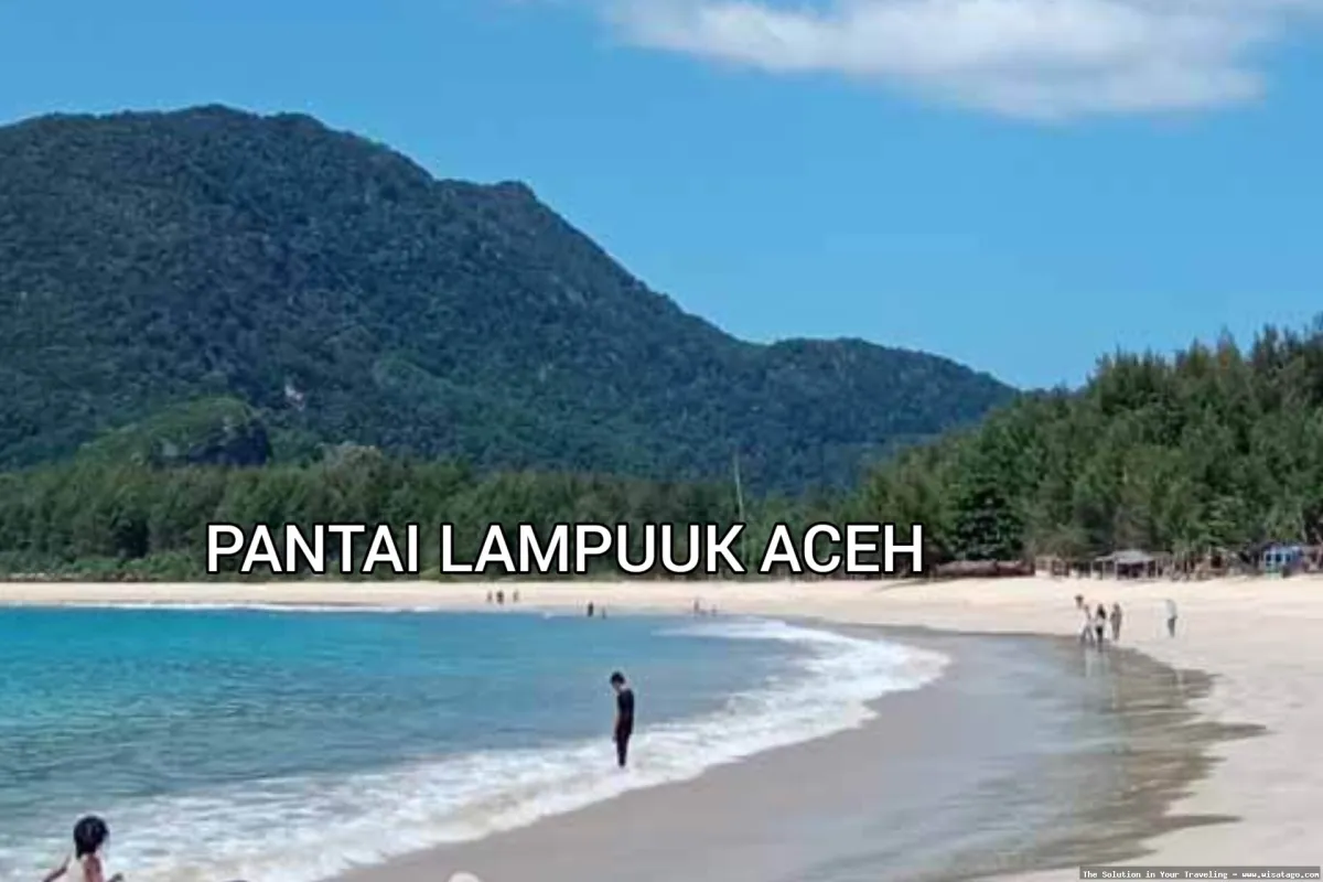 Pantai Lhoknga: pesona pantai Aceh.