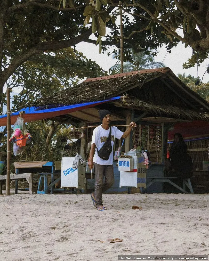 Pantai Marbela, pemandangan laut memukau
