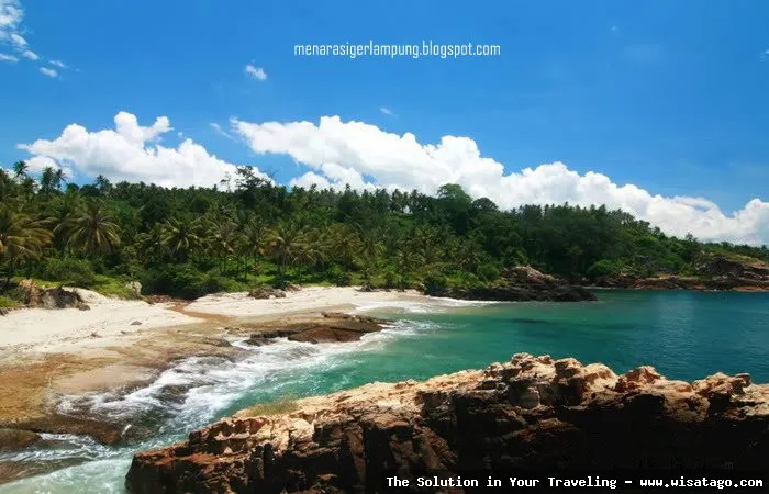 Pantai Marina Kalianda yang indah mempesona