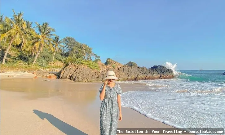 Pantai Marina Kalianda yang indah mempesona