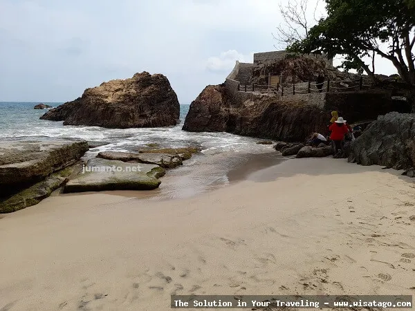 Pantai Marina Kalianda yang indah memukau