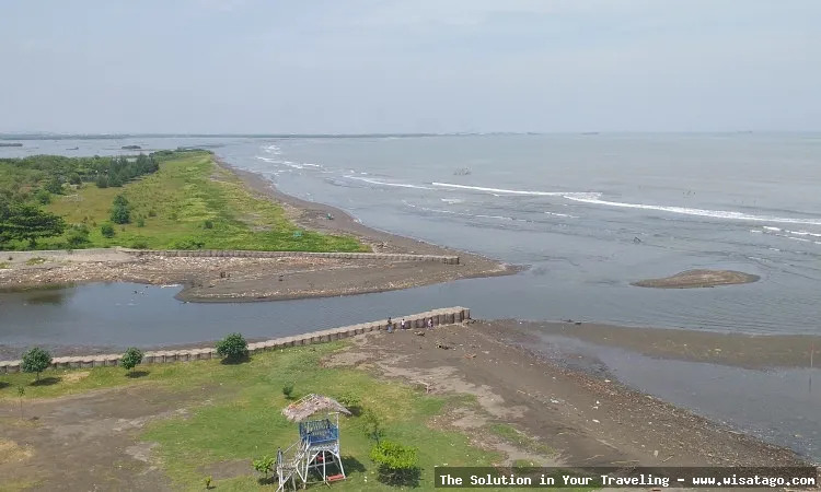 Pantai Maron, keindahan tersembunyi Semarang