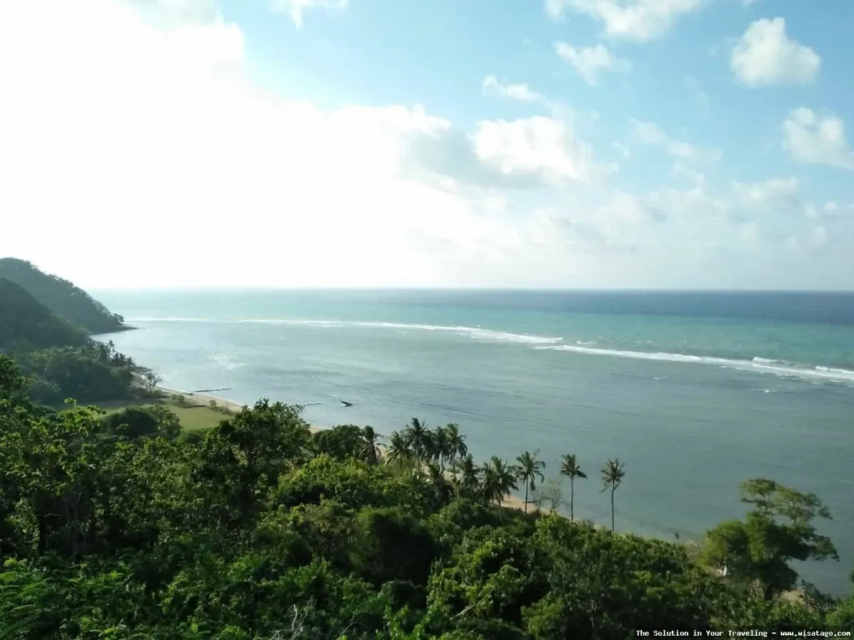 Pantai Mayangkara, keindahan alam memukau