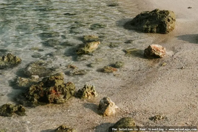 Pantai Mayangkara, keindahan alam memukau