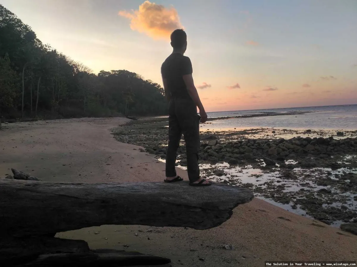 Pantai Mayangkara, keindahan alam tersembunyi