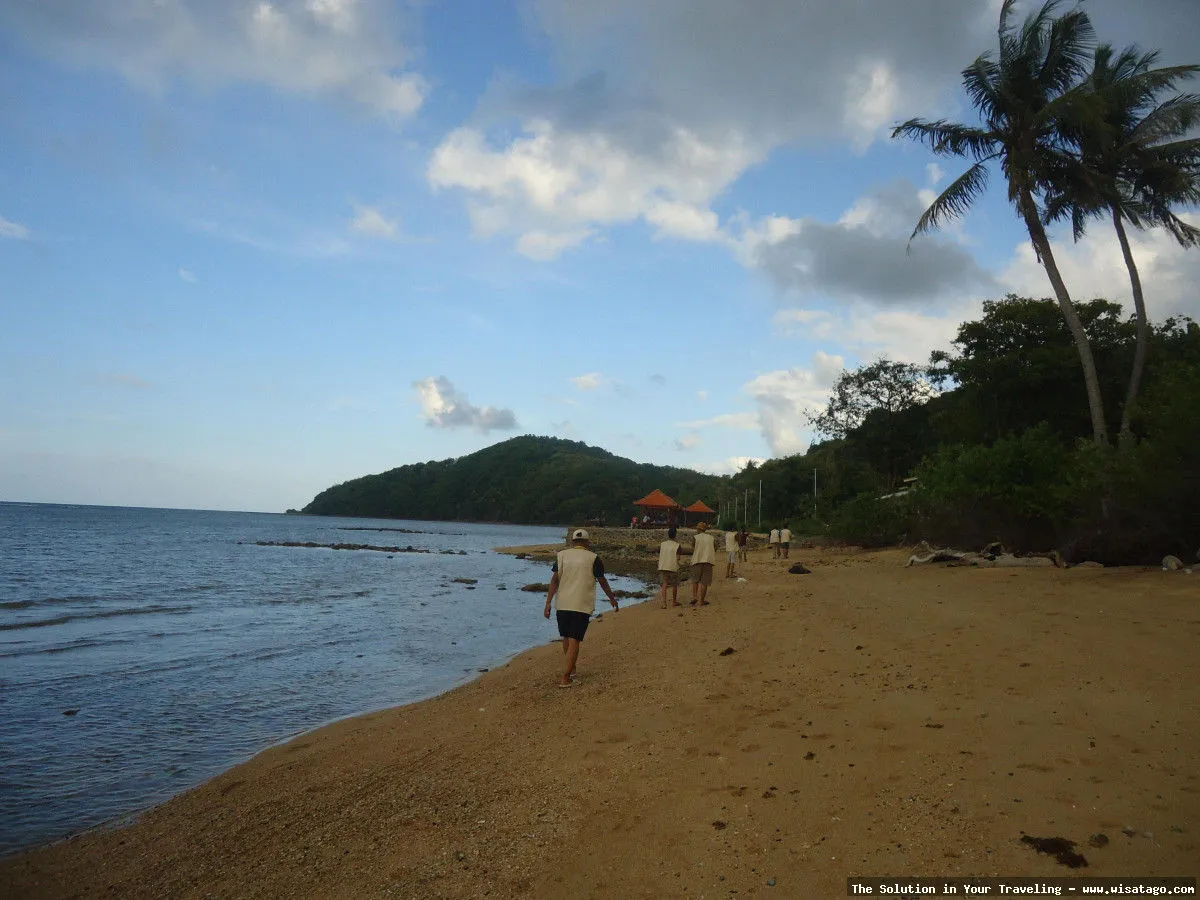 Pantai Mayangkara: keindahan pesisir selatan