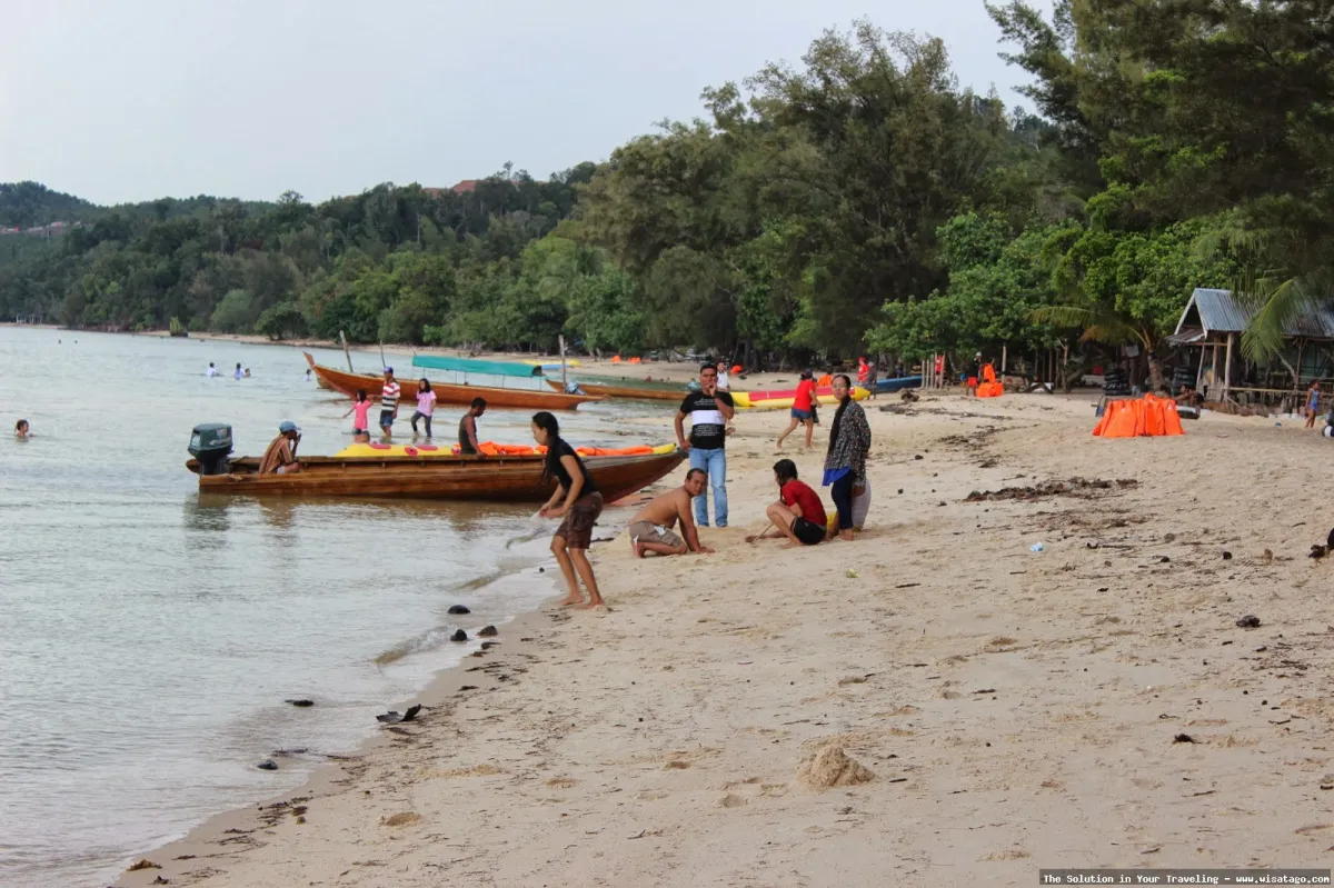 Pantai Melur Batam, pasir putih memukau