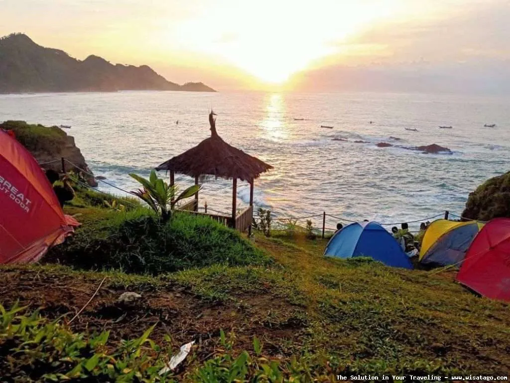 Pantai Menganti: Keindahan alam Kebumen