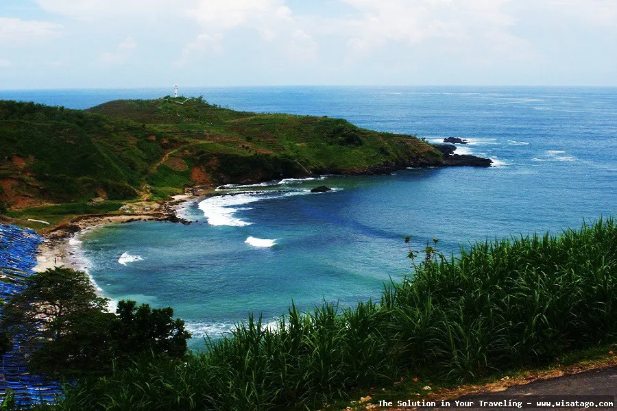 Pantai Menganti di Kebumen yang indah