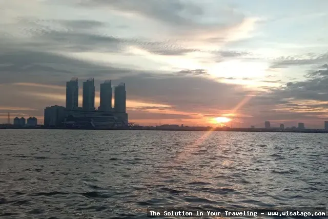 Pantai Mutiara Pik, pasir putih indah