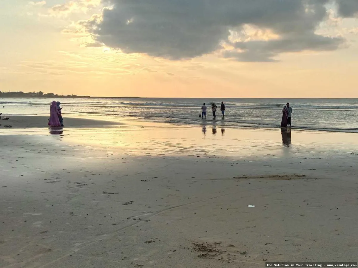 Pantai Nepa, pasir putih menawan