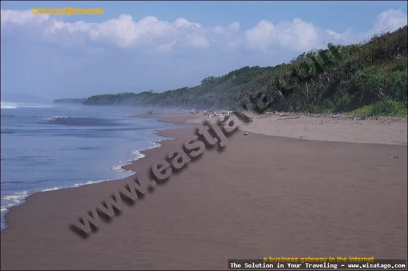 Pantai Ngagelan, pesona pantai selatan