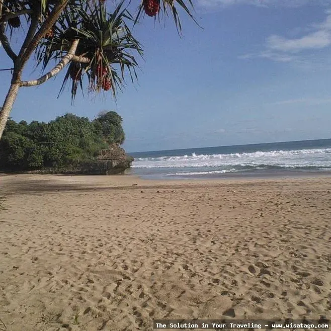 Pantai Ngantep Malang, pemandangan memukau