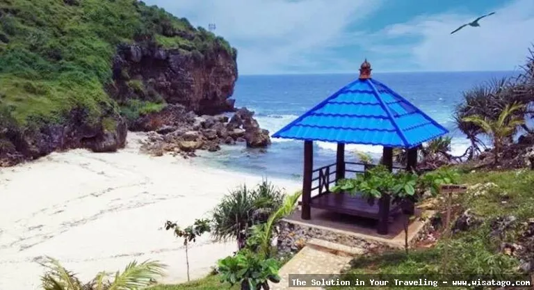 Pantai Ngeden, pemandangan indah memukau