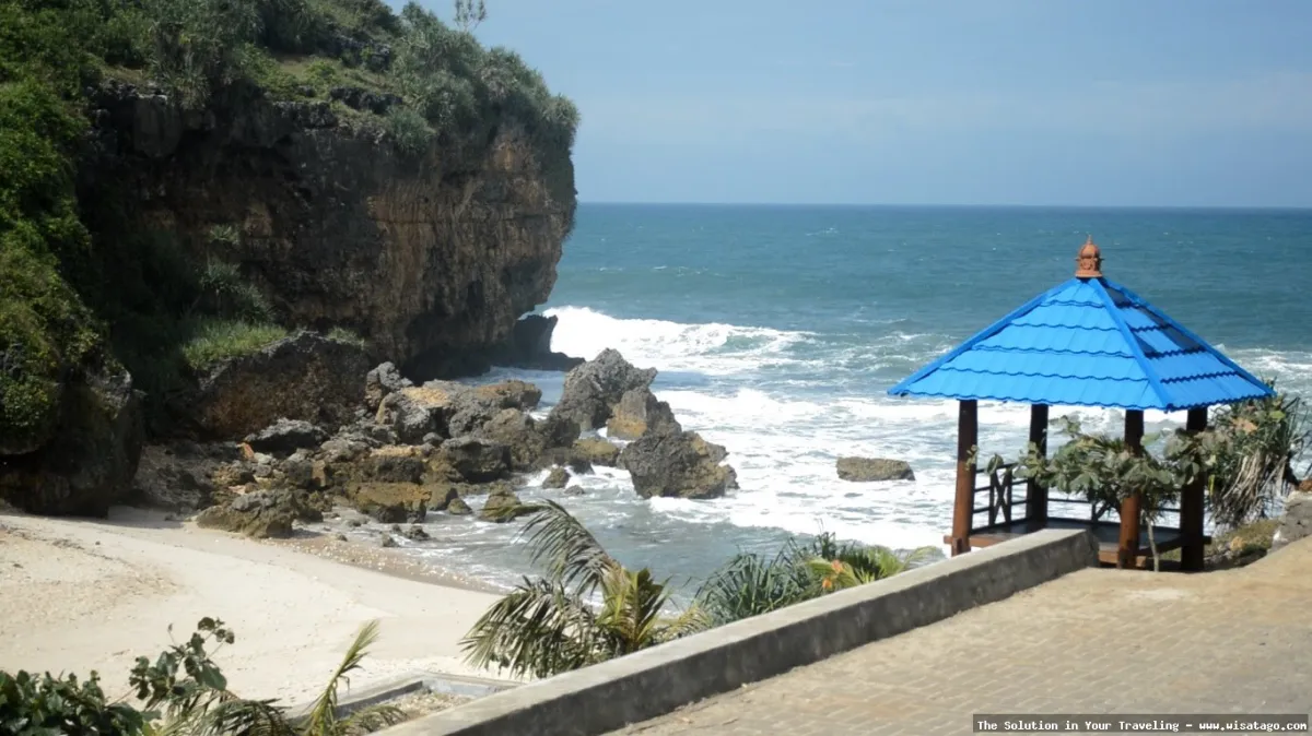 Pantai Ngeden, pemandangan alam menawan