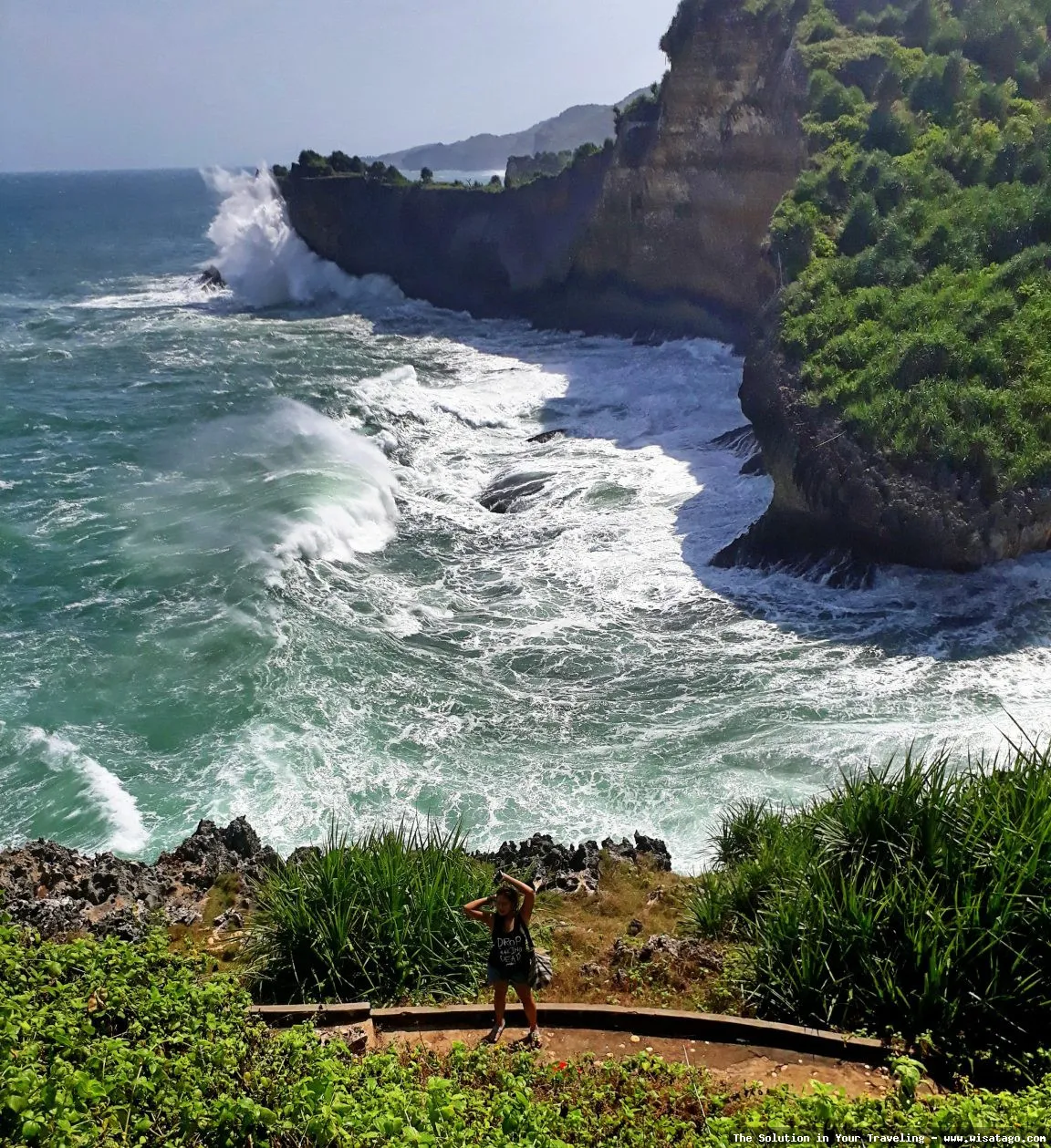 Pantai Ngeden, pesona pantai selatan.