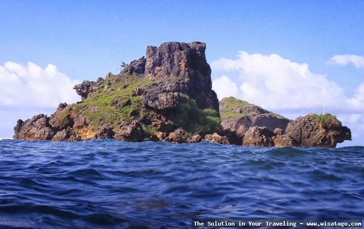 Pantai Nglambor GunungKidul yang mempesona