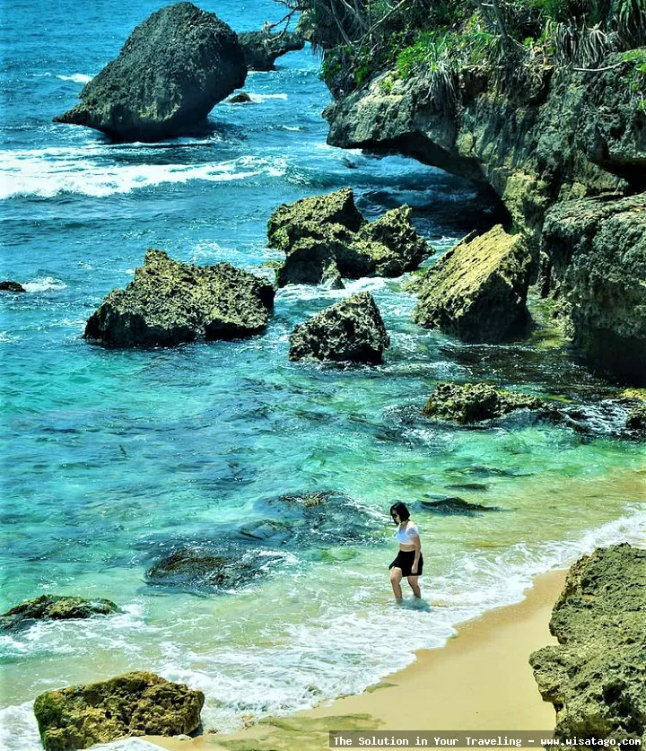 Pantai Ngliyep Malang, pemandangan menawan