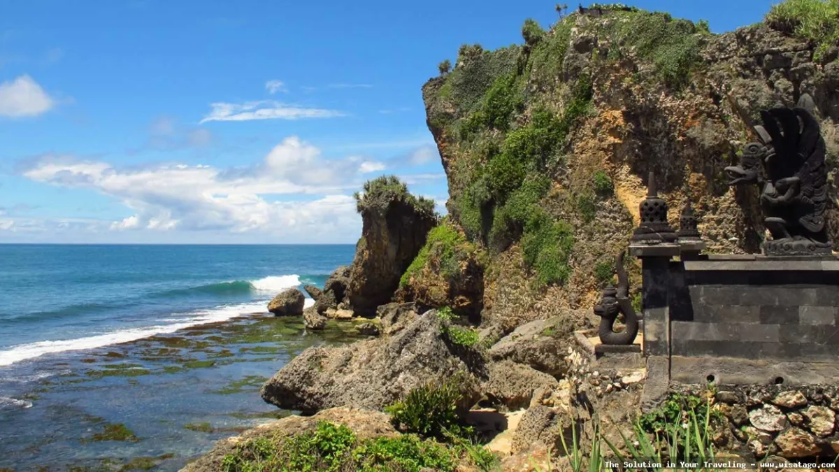 Pantai Ngobaran, pesona pantai selatan.