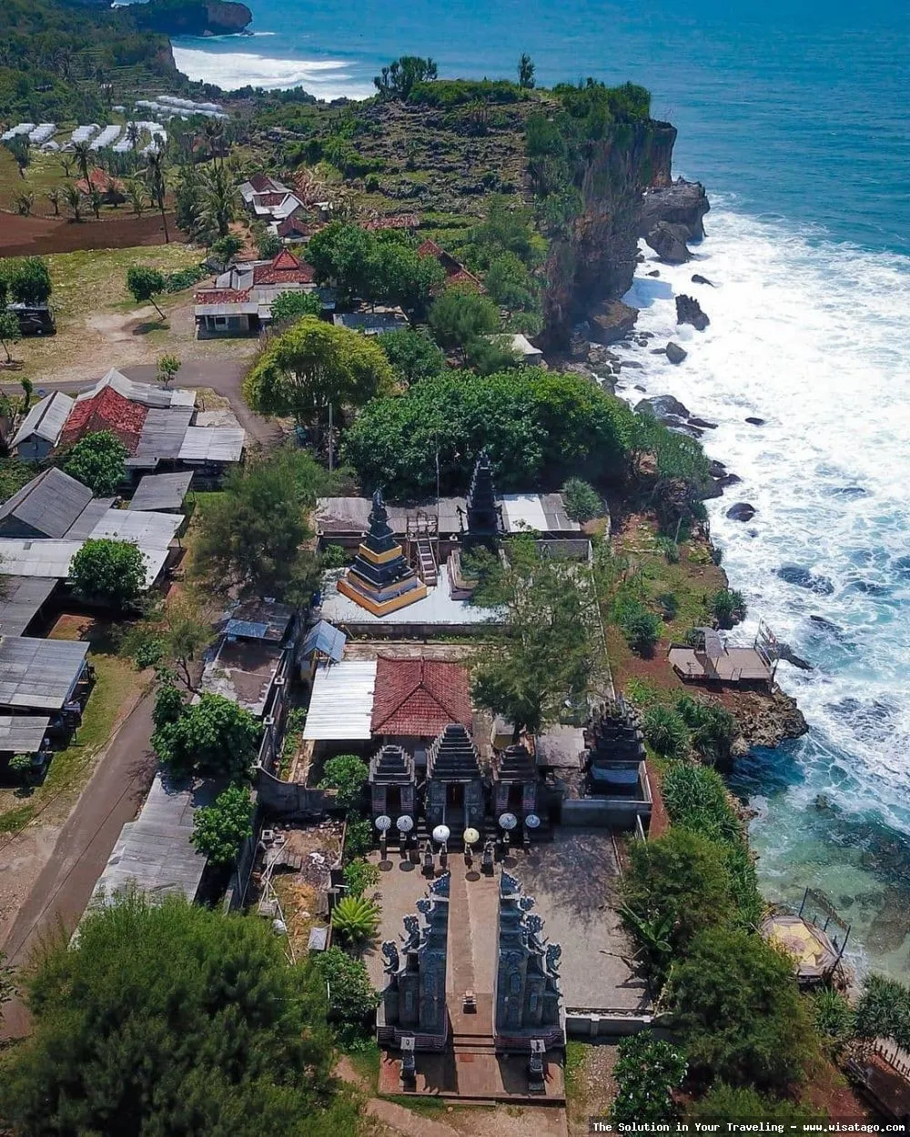 Pantai Ngobaran, pemandangan indah Yogyakarta.