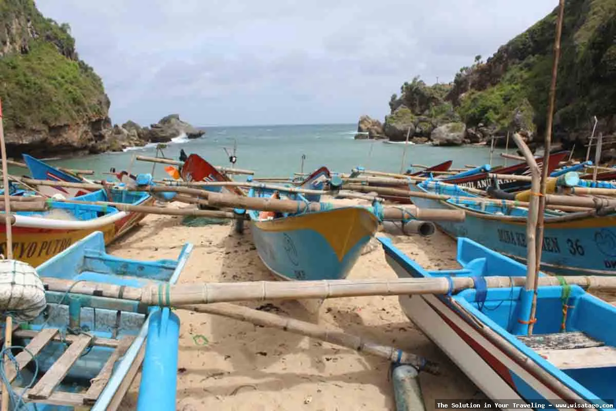 Pantai Ngrenehan Gunungkidul yang menawan