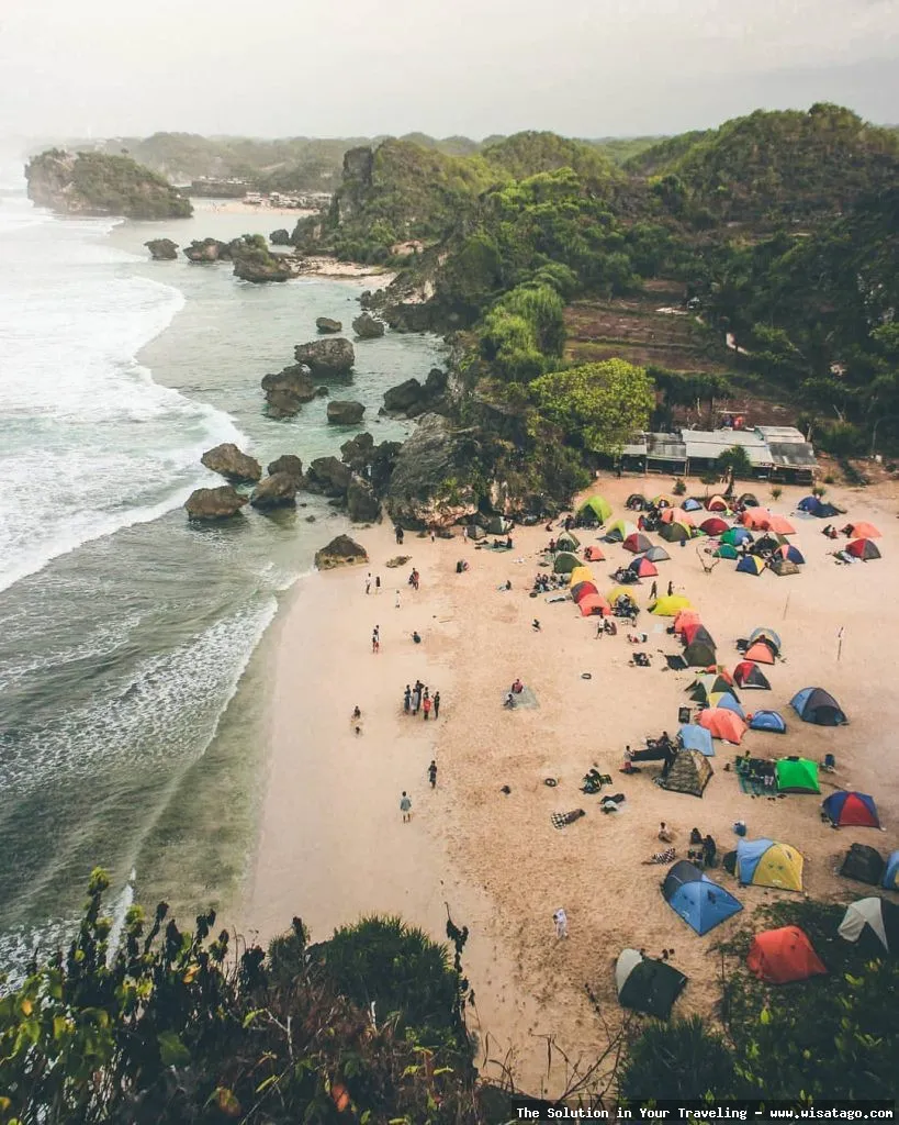 Pantai Ngrumput, pemandangan indah menawan