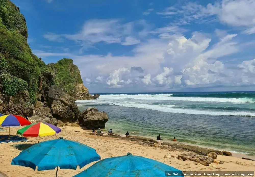 Pantai Nguyahan, keindahan tersembunyi Yogyakarta