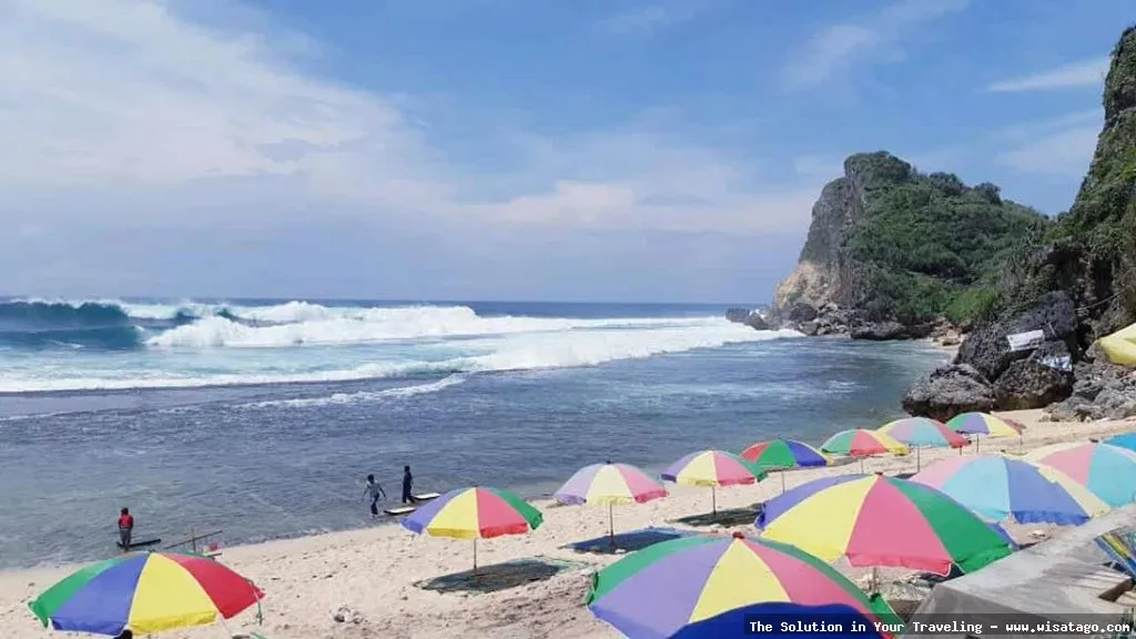Pantai Nguyahan, pantai pasir putih indah