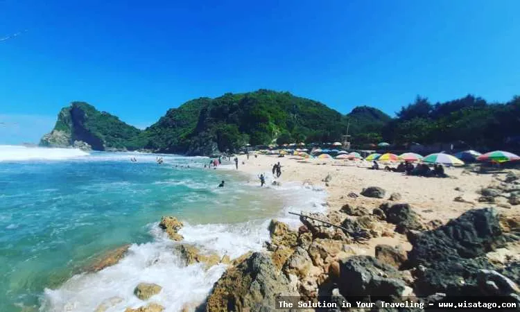 Pantai Nguyahan, pantai pasir putih indah