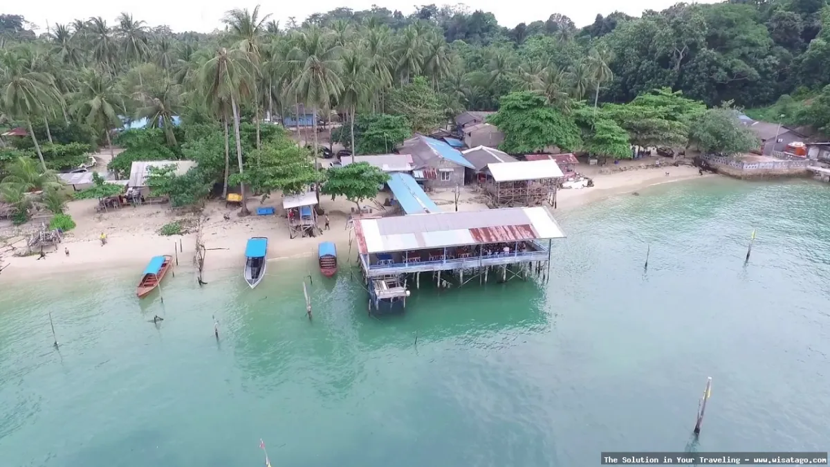 Pantai Nongsa, pesona tepi laut.