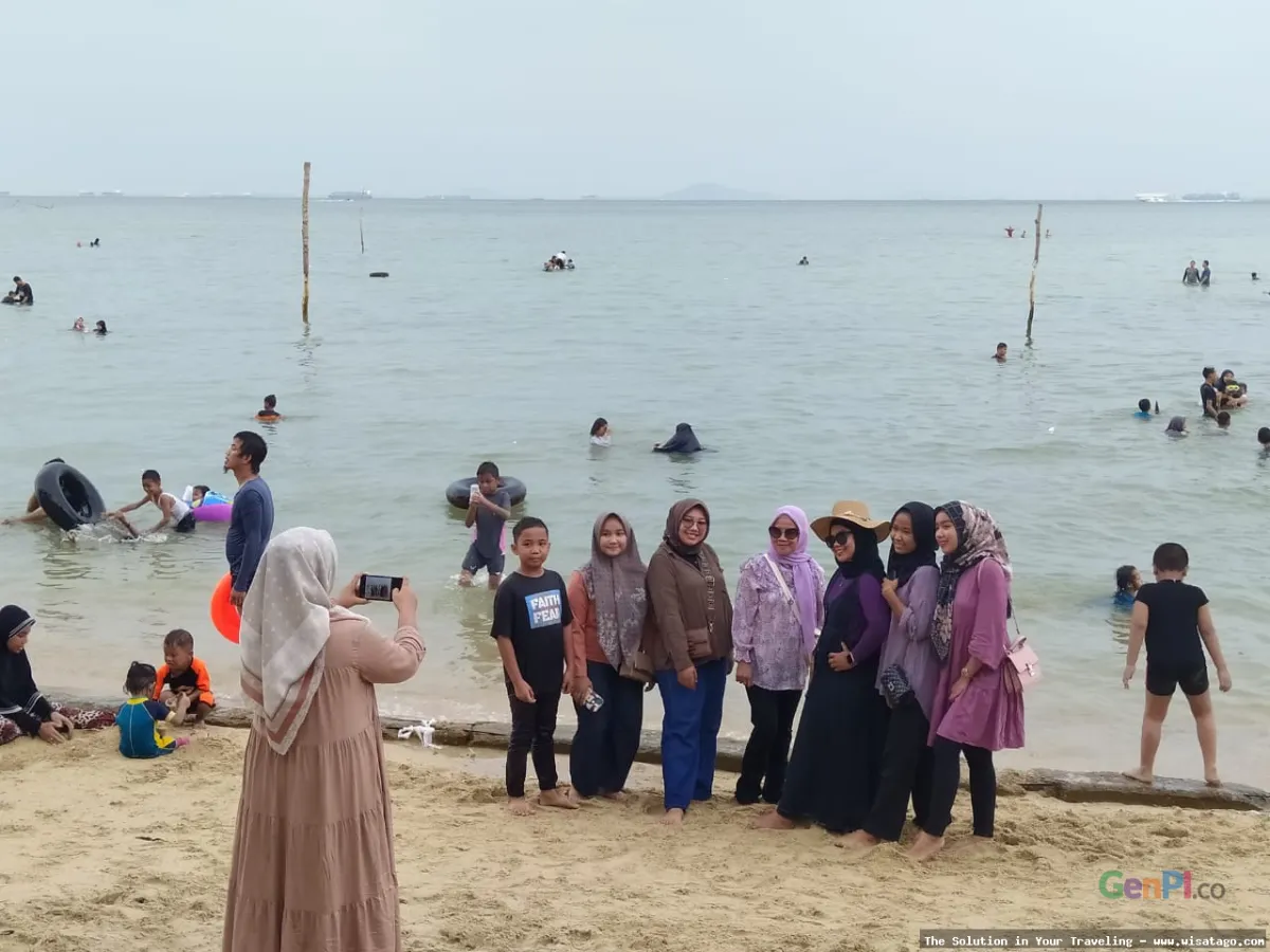 Pantai Nongsa Batam yang menawan