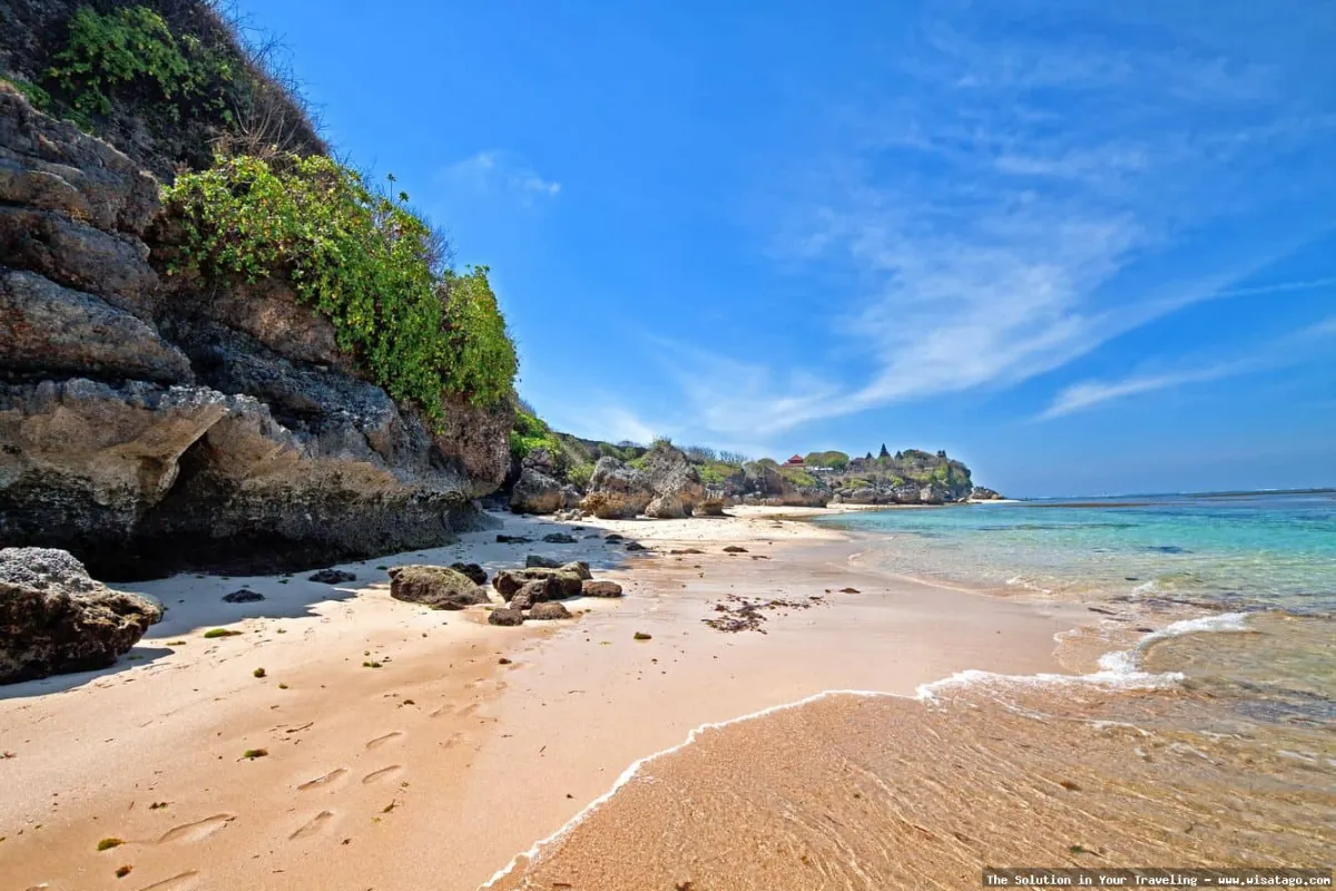 Pantai Nusa Dua, pasir putih memukau