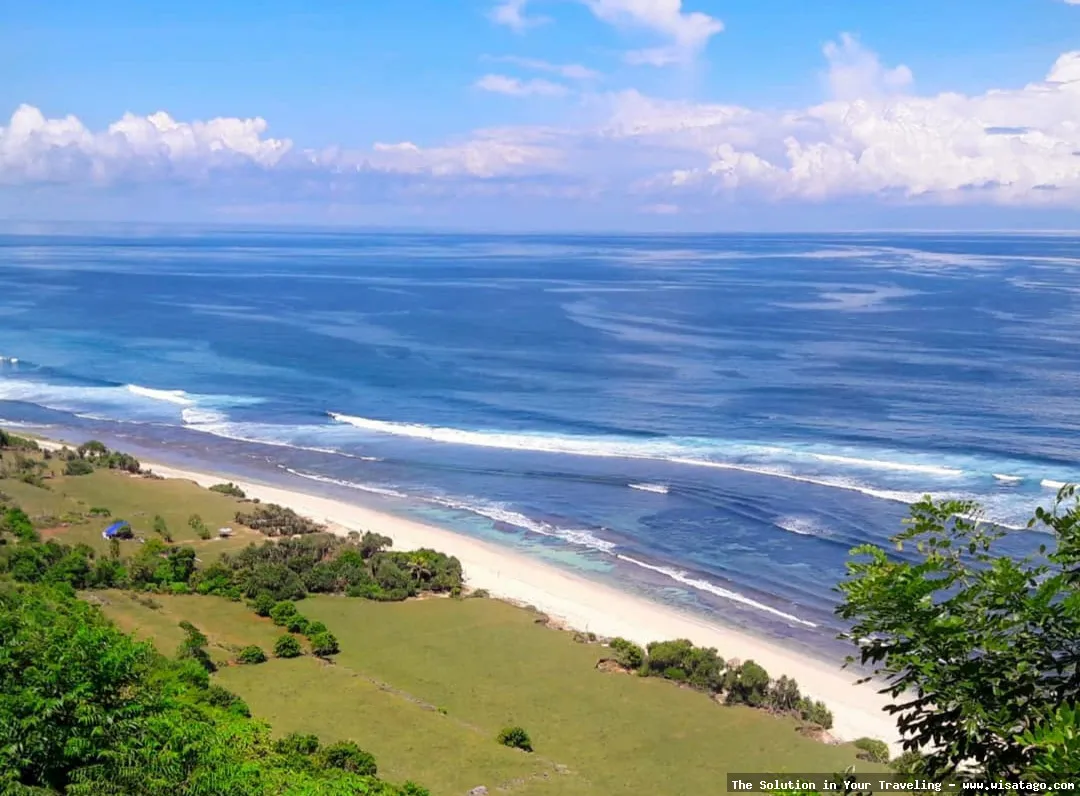 Pantai Nyang Nyang, pasir putih menawan