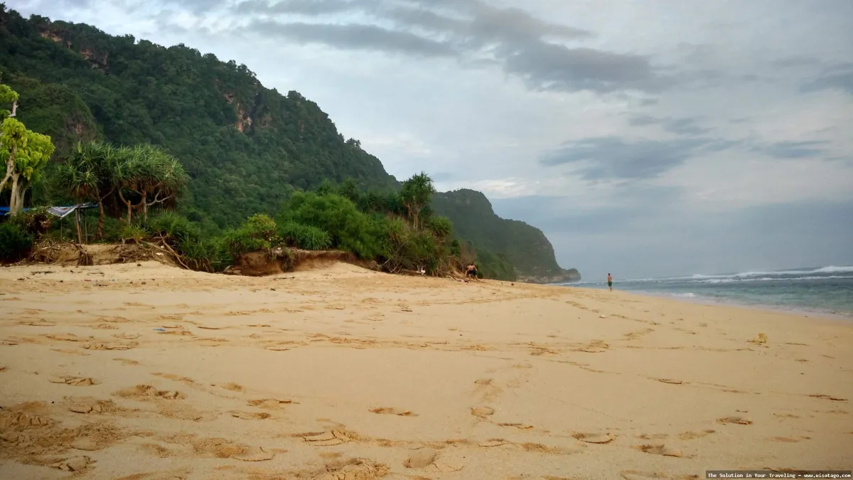 Pantai Nyang Nyang Bali yang indah