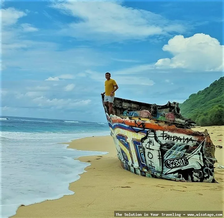 Pantai Nyang Nyang Bali yang indah