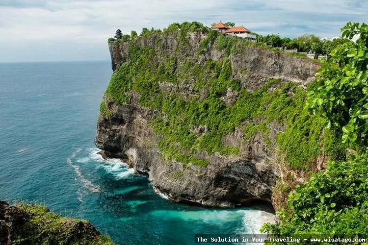 Pantai Nyang Nyang Bali yang indah