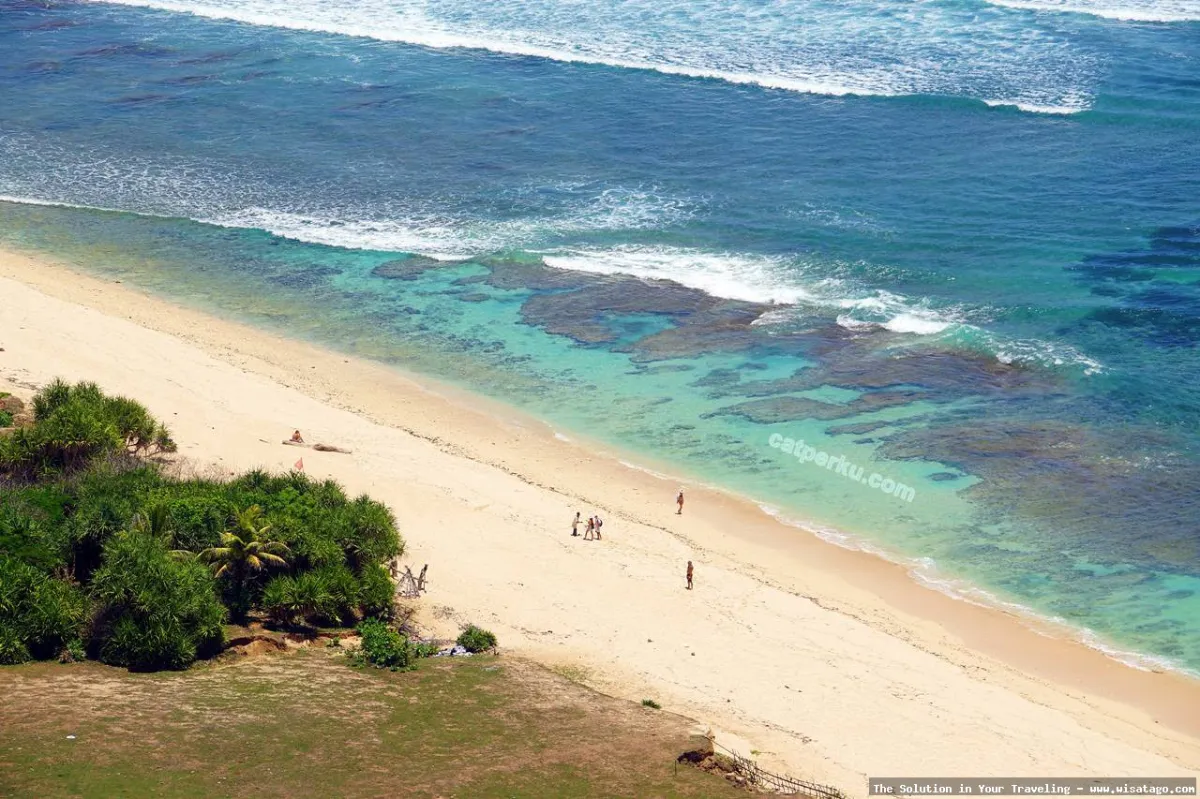 Pantai Nyang Nyang Bali yang indah