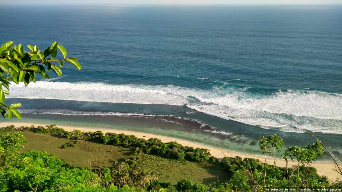 Pantai Nyang Nyang Bali yang indah