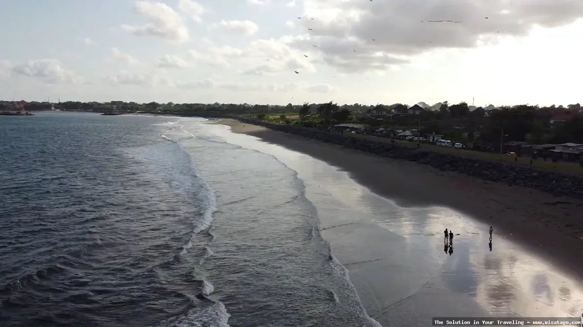 Pantai Padang Galak, suasana senja.