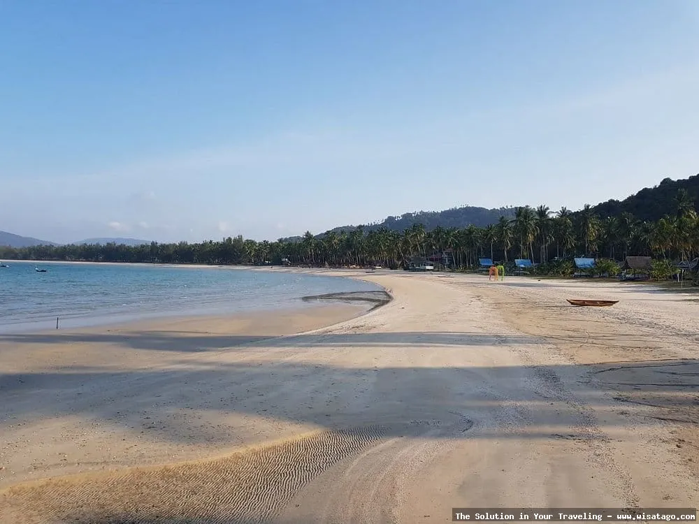 Pantai Padang Melang: Tips, Harga Tiket, Kuliner, Lokasi, Fasilitas dan Spot Pantai Padang Melang: Tips, Harga Tiket, Kuliner, Lokasi, Fasilitas dan Spot