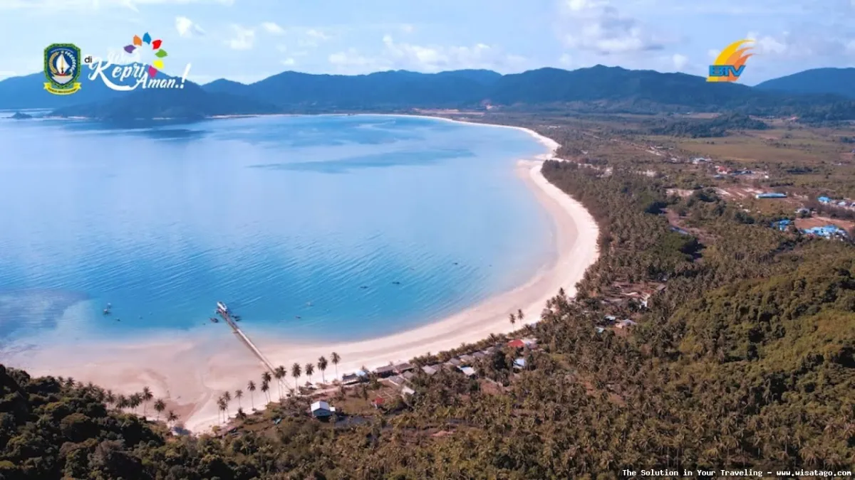Pantai Padang Melang, pasir putih menawan