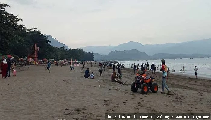 Pantai Palabuhanratu, pemandangan laut memukau