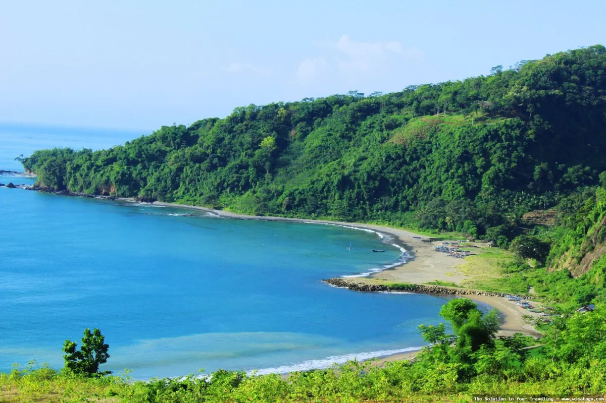 Pantai Palabuhanratu, deburan ombak selatan