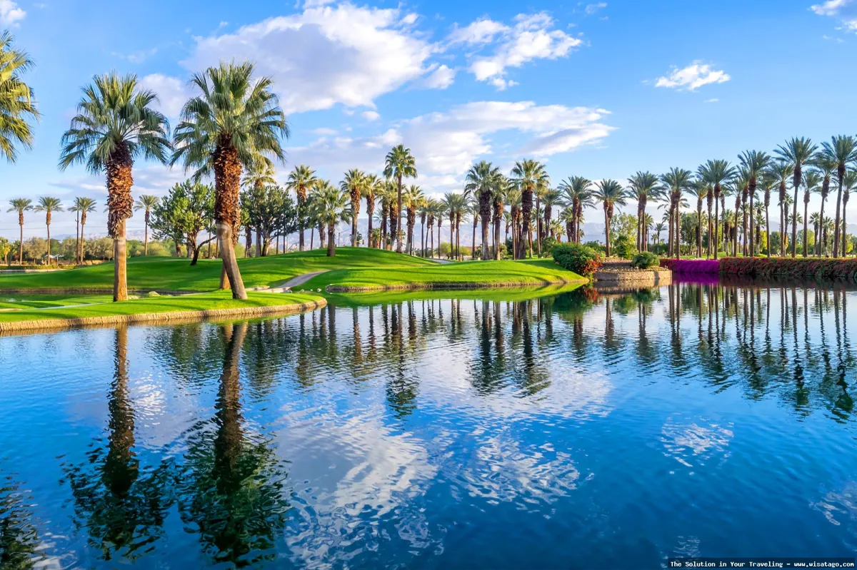 Pantai Palm Springs yang indah memukau