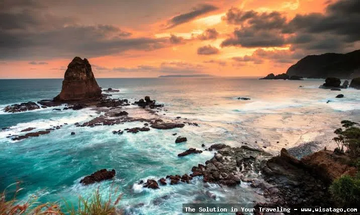 Pantai Papuma Jember yang mempesona