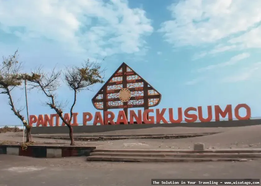 Pantai Parangkusumo, hamparan pasir luas.