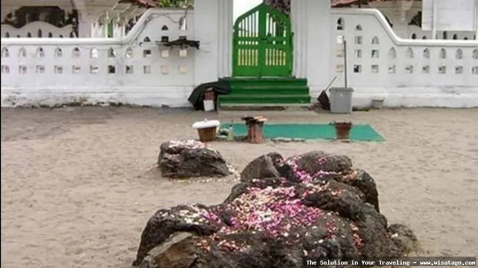Pantai Parangkusumo Yogyakarta, pasir luas membentang